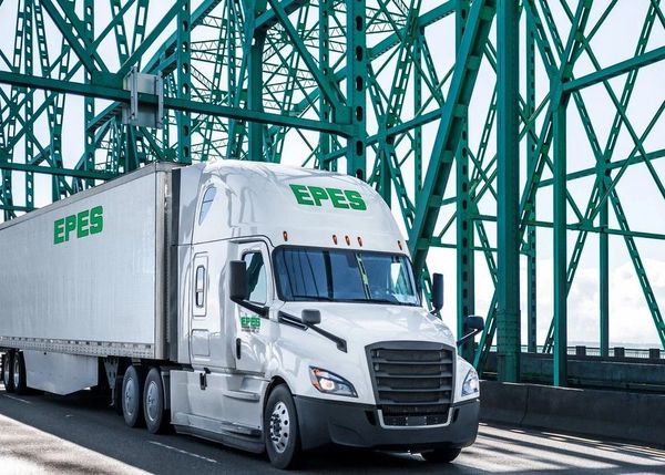 How Strategic Truckload Planning Maximizes Uptime
