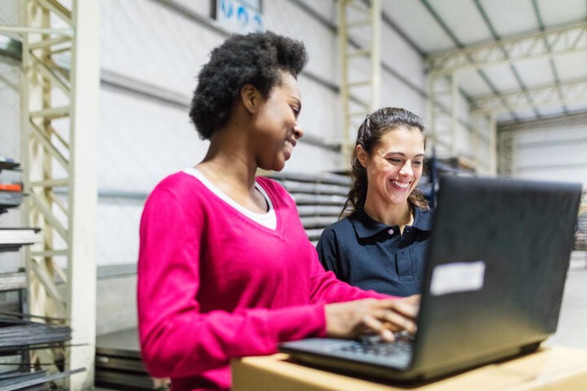 10 Tips for Maximizing Efficiency in Your Truckload Shipping Processes